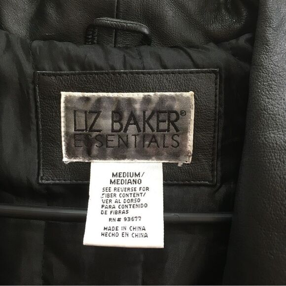 VINTAGE LIZ BAKER ESSENTIALS BLACK LEATHER FULL LENGTH TRENCH COAT - Picture 11 of 12